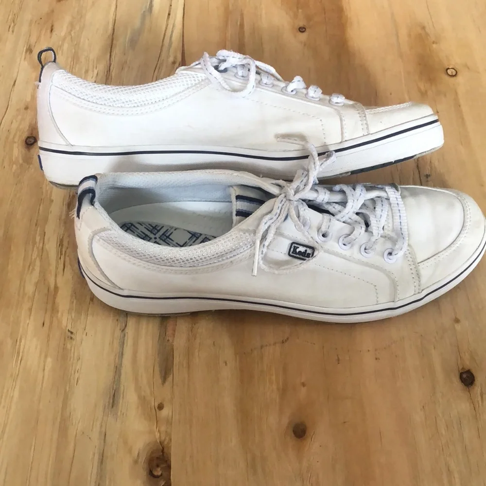 Vintage Women’s Keds Sneakers Lace-up White Size 8